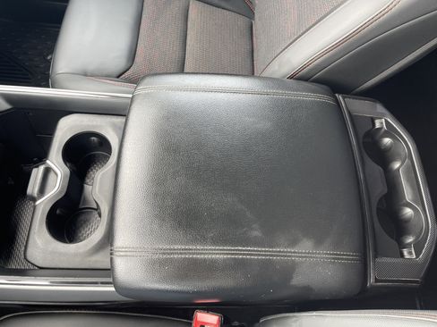 Used 2022 RAM 1500 Big Horn AWD/4WD image 30