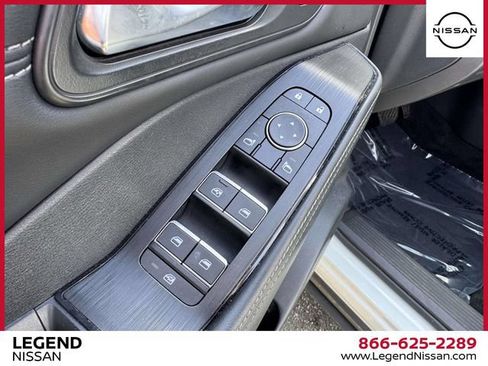Certified 2023 Nissan Rogue SL w/ SL Premium Package AWD/4WD image 18
