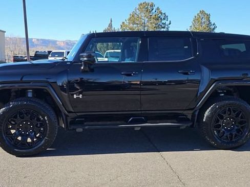 New 2024 GMC Hummer EV 2X AWD/4WD image 6