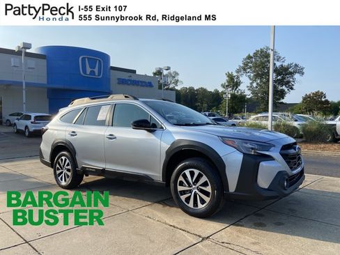 Used 2024 Subaru Outback Premium AWD/4WD image 1