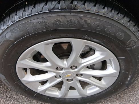 Used 2019 Chevrolet Equinox LT FWD image 11