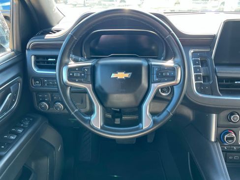 Used 2024 Chevrolet Suburban LT AWD/4WD image 12