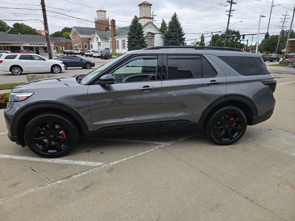 Used 2023 Ford Explorer ST w/ Equipment Group 401A AWD/4WD image 14