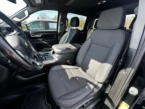 Used 2023 Chevrolet Silverado 1500 LT image 12