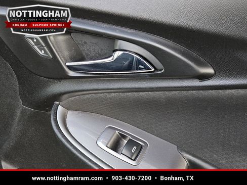 Used 2019 Chevrolet Malibu RS FWD image 31