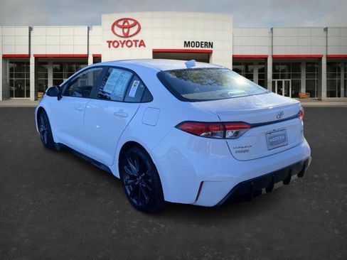 Certified 2024 Toyota Corolla SE image 6