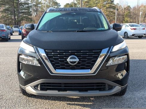 Used 2023 Nissan Rogue SV w/ SV Premium B Package image 9