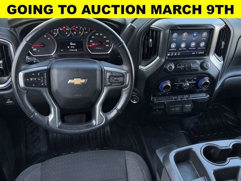 Used 2022 Chevrolet Silverado 2500 LT w/ Convenience Package image 9