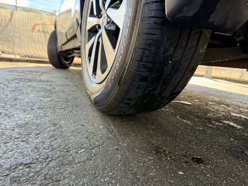 Used 2022 Subaru Outback Premium image 45