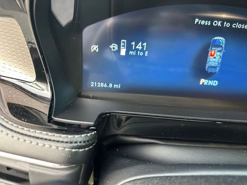 Used 2024 Lincoln Corsair Reserve image 40