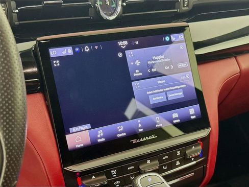 Used 2021 Maserati Quattroporte Trofeo image 8