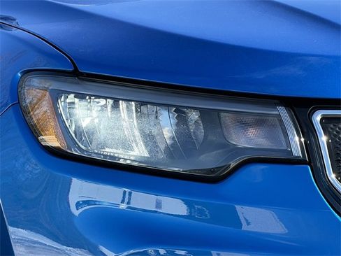 Certified 2022 Jeep Compass Limited w/ Sun and Sound Group image 43