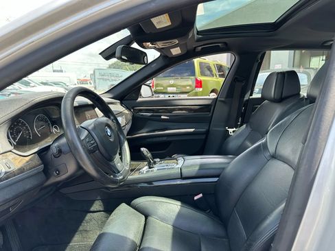 Used 2012 BMW 750Li RWD image 15