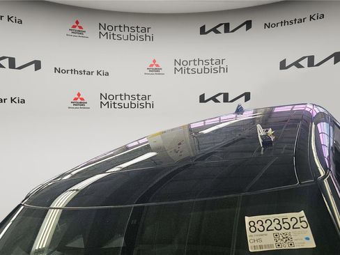 Used 2023 Land Rover Range Rover Velar R-Dynamic S AWD/4WD image 21