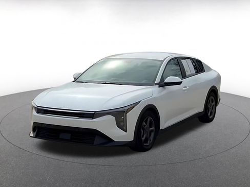 Used 2025 Kia K4 FWD image 8