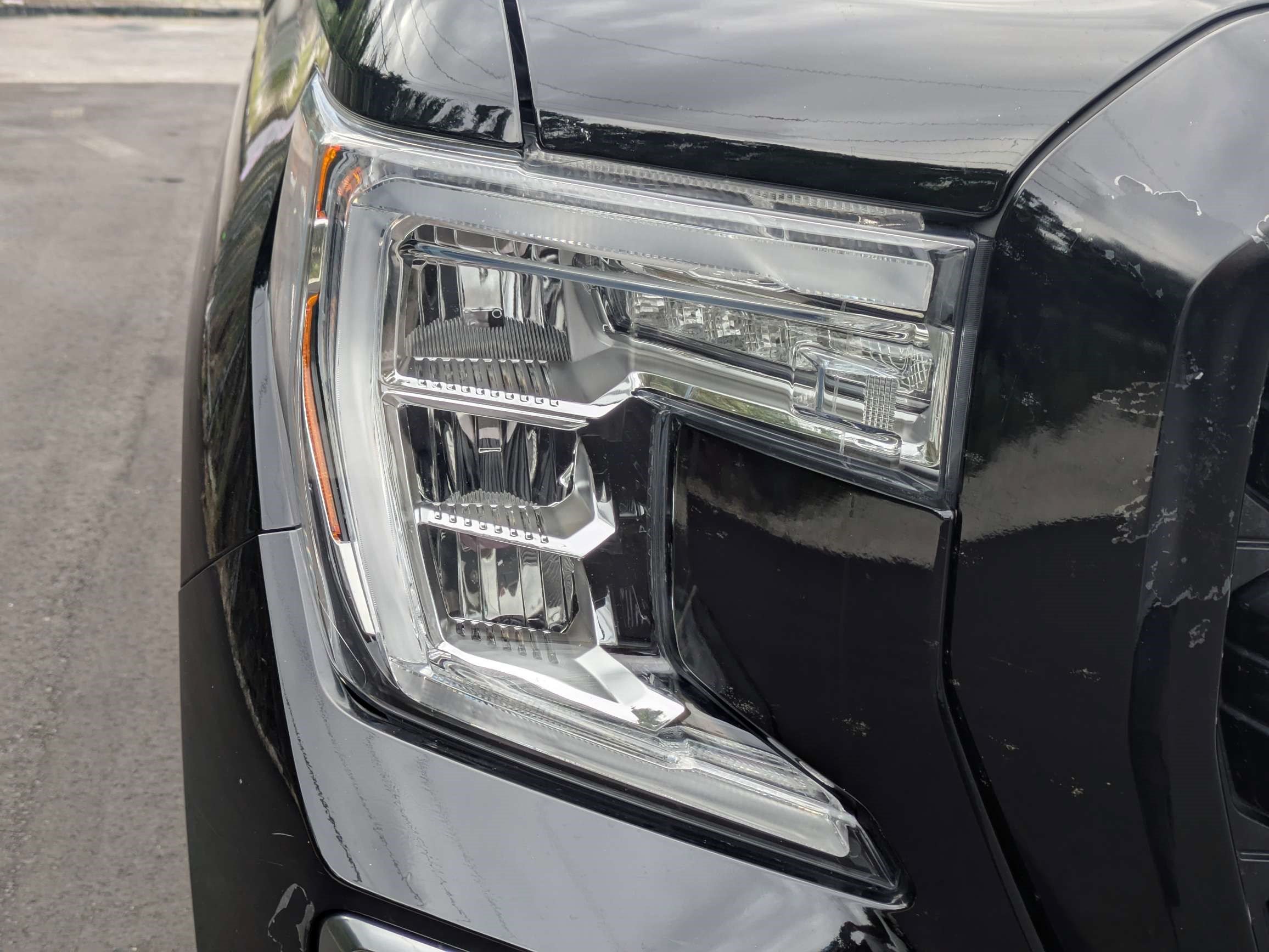 Used 2020 GMC Sierra 1500 AT4 w/ AT4 Premium Package AWD/4WD image 9