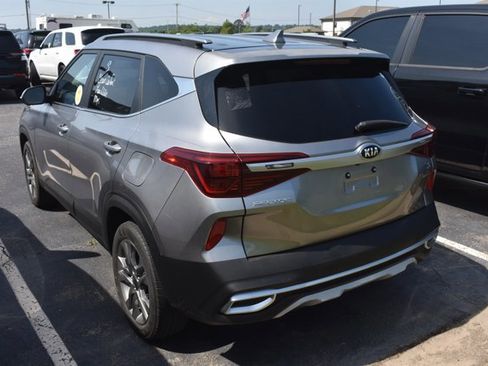 Used 2021 Kia Seltos S FWD image 6