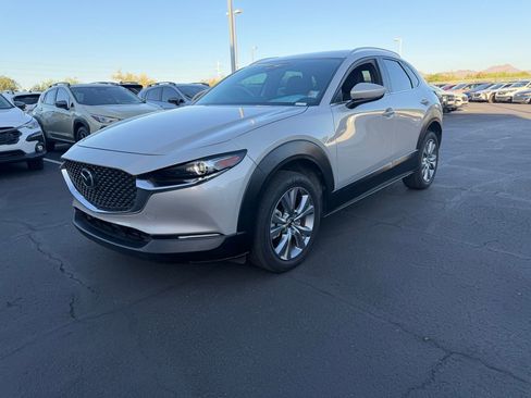 Used 2023 MAZDA CX-30 AWD 2.5 S w/ Select Package image 3