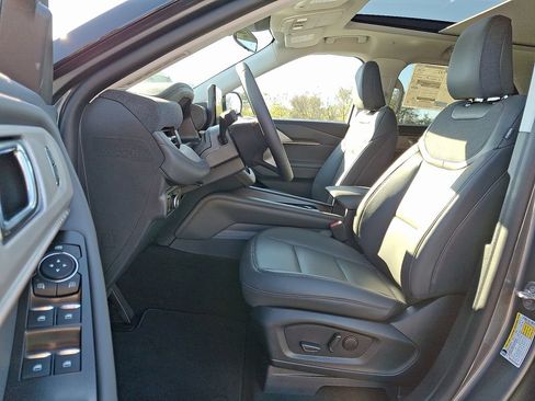 New 2026 Ford Explorer Active w/ Active Comfort Package AWD/4WD image 11