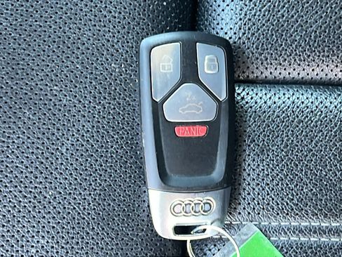 Used 2022 Audi A4 2.0T Prestige w/ Prestige Package AWD/4WD image 29