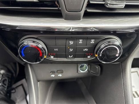 New 2026 Buick Encore GX Sport Touring AWD/4WD image 15