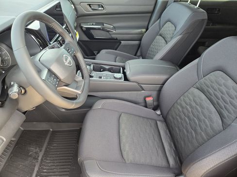 New 2026 Nissan Pathfinder SV AWD/4WD image 13