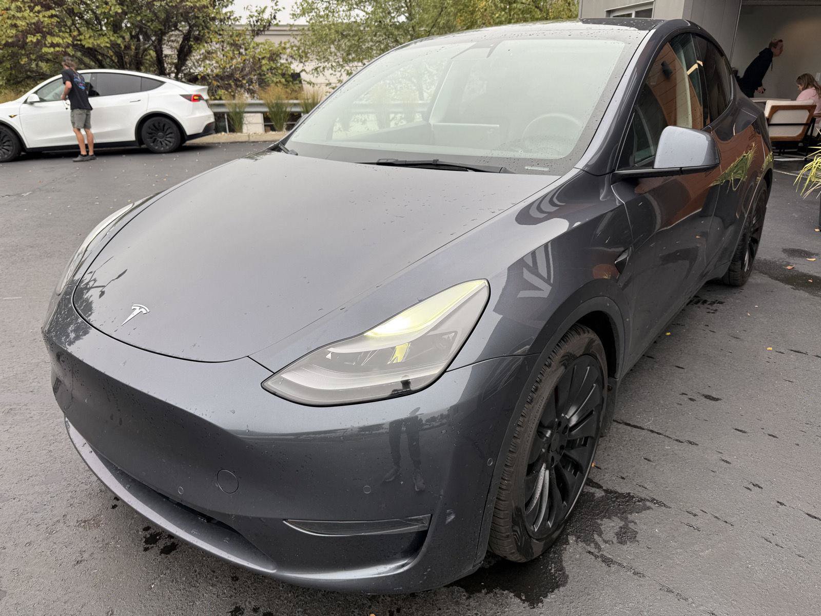 Used 2022 Tesla Model Y Performance AWD/4WD image 4