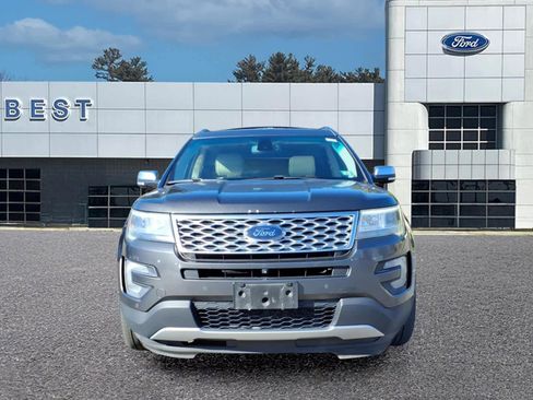 Used 2016 Ford Explorer Platinum AWD/4WD image 11