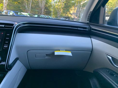 Used 2022 Hyundai Tucson SEL image 17