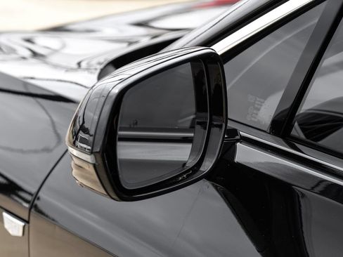 Used 2024 Cadillac Lyriq Luxury RWD image 40