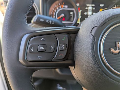 New 2026 Jeep Gladiator Mojave AWD/4WD image 19