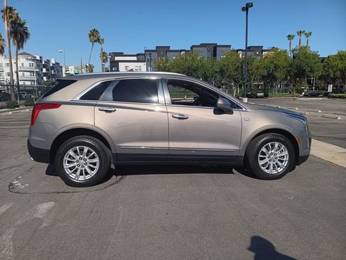 Used 2018 Cadillac XT5 FWD image 4