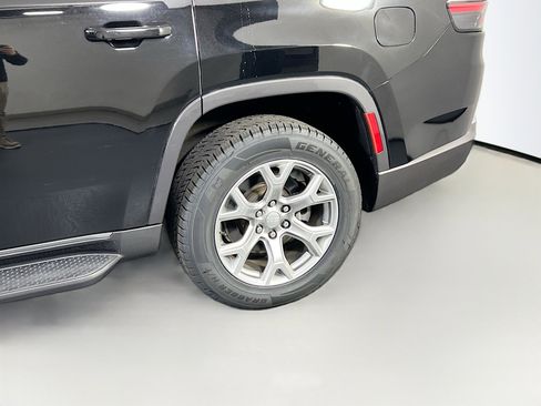 Used 2022 Jeep Wagoneer Series II image 30