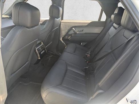 Used 2023 Land Rover Range Rover Sport SE AWD/4WD image 18