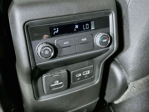 Used 2023 GMC Acadia SLE w/ Driver Convenience Package AWD/4WD image 28