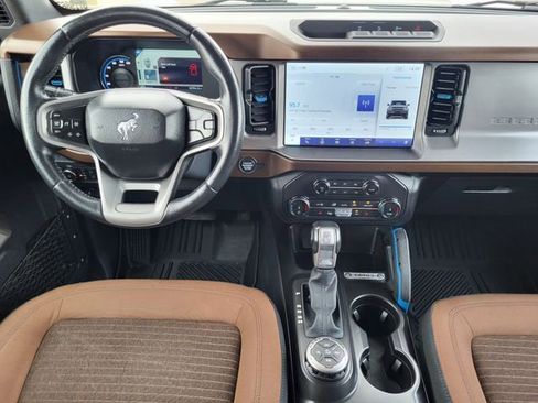 Used 2022 Ford Bronco Outer Banks image 23