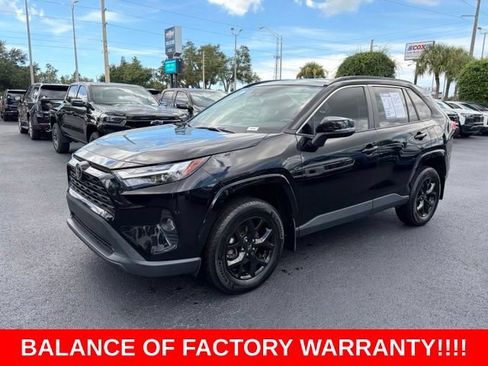 Used 2024 Toyota RAV4 XLE w/ Convenience Package FWD image 3