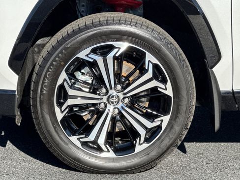 Used 2025 Toyota RAV4 XSE image 13