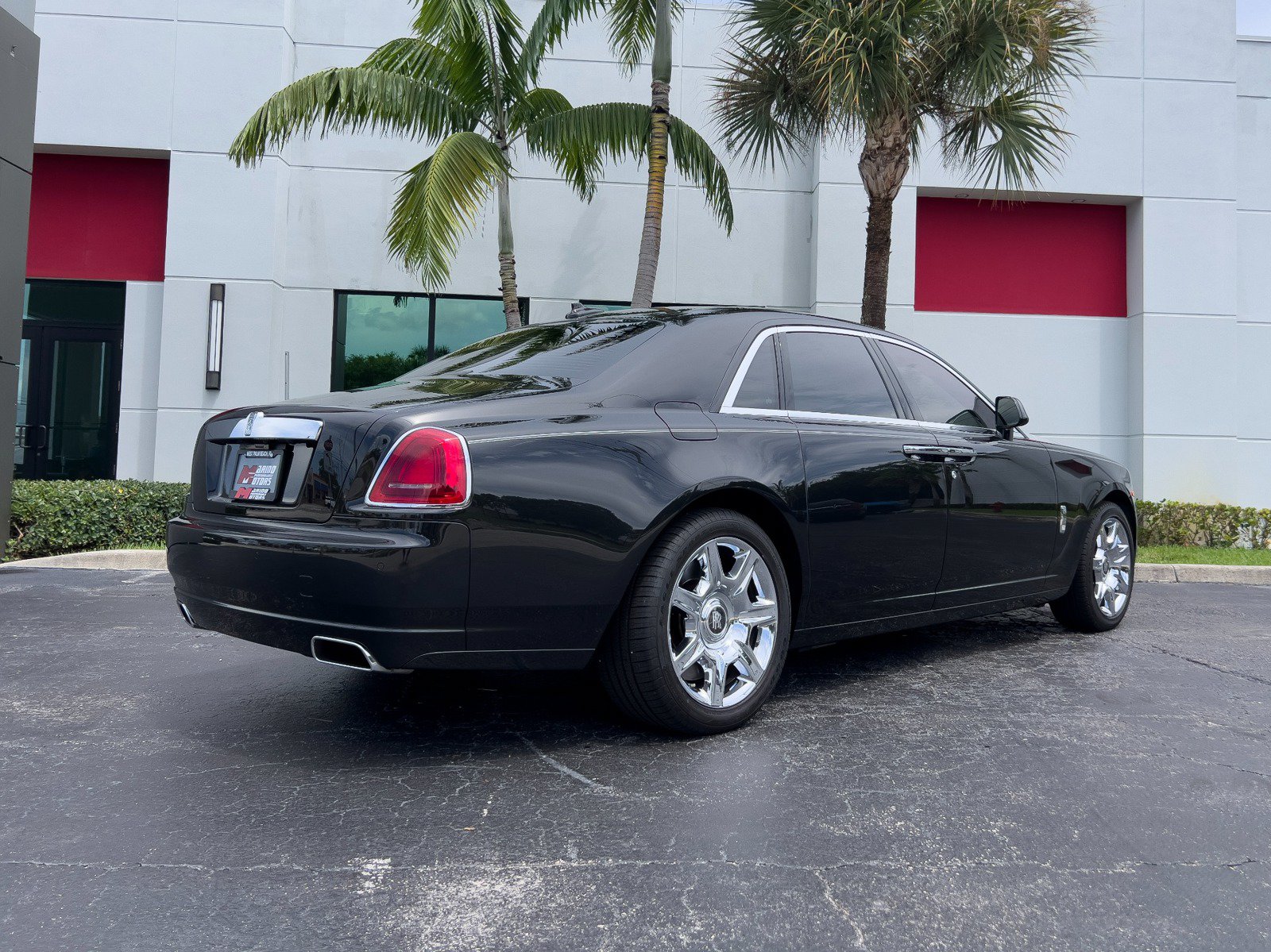 Used 2013 Rolls-Royce Ghost RWD image 37