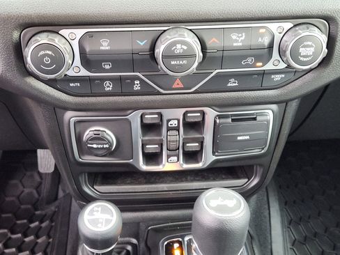 New 2026 Jeep Wrangler Unlimited Sport AWD/4WD image 15