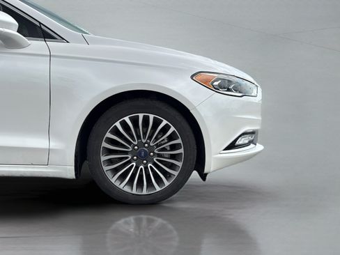 Used 2018 Ford Fusion Titanium AWD/4WD image 14