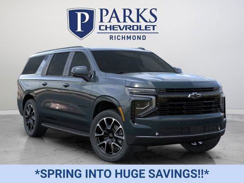 New 2026 Chevrolet Suburban RST image 7