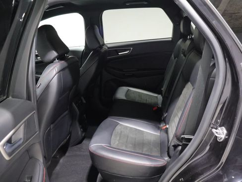 Used 2024 Ford Edge ST-Line AWD/4WD image 17