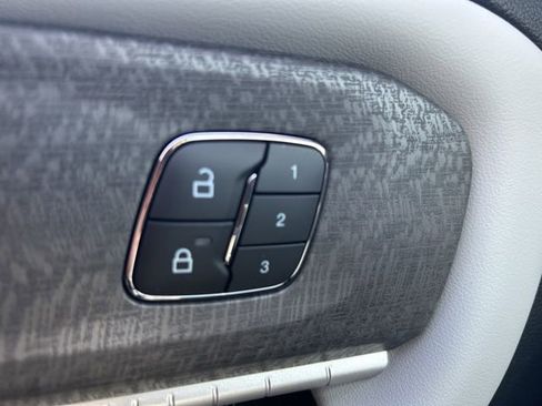 New 2026 Ford Explorer Platinum image 35