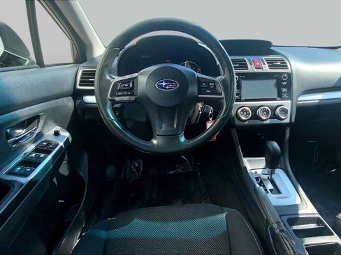Used 2015 Subaru Crosstrek 2.0i Premium w/ Moonroof Package AWD/4WD image 6