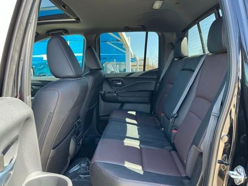 New 2026 Honda Ridgeline Black Edition image 8