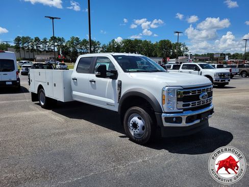 New 2026 Ford F450 XL w/ XL Chrome Package RWD image 9
