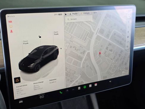 Used 2023 Tesla Model Y Long Range AWD/4WD image 18