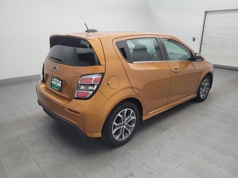 Used 2019 Chevrolet Sonic LT w/ Convenience Package FWD image 9