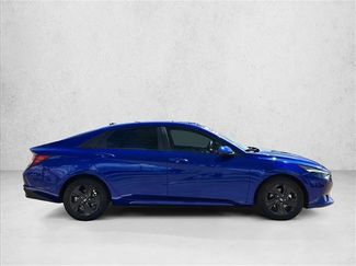 Used 2023 Hyundai Elantra SEL w/ Preferred Accessory Package video 4